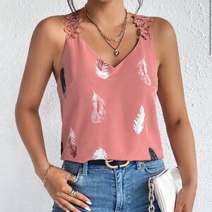 🩷 BOUTIQUE BRAND Boho Lace Halter Top (Look at That Back!)